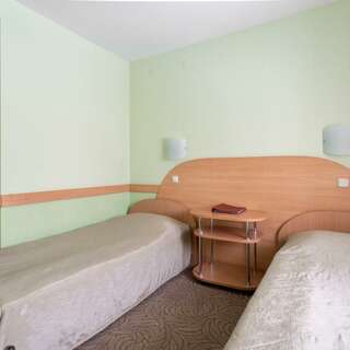 Гостиница Луна Екатеринбург Стандарт (двуспальная кровать)-4