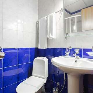 Гостиница Луна Екатеринбург Стандарт (двуспальная кровать)-10