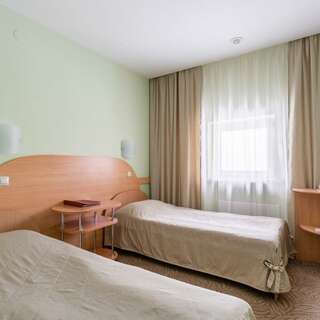 Гостиница Луна Екатеринбург Стандарт (двуспальная кровать)-1